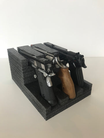 KNIGHT GUN-HOLDER 3